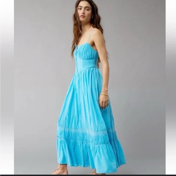 AE Corset Tiered Midi Dress - Picture 3 of 7